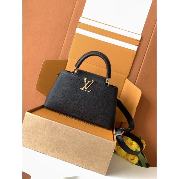 LOUIS VUITTON 루이비통 capucines east west